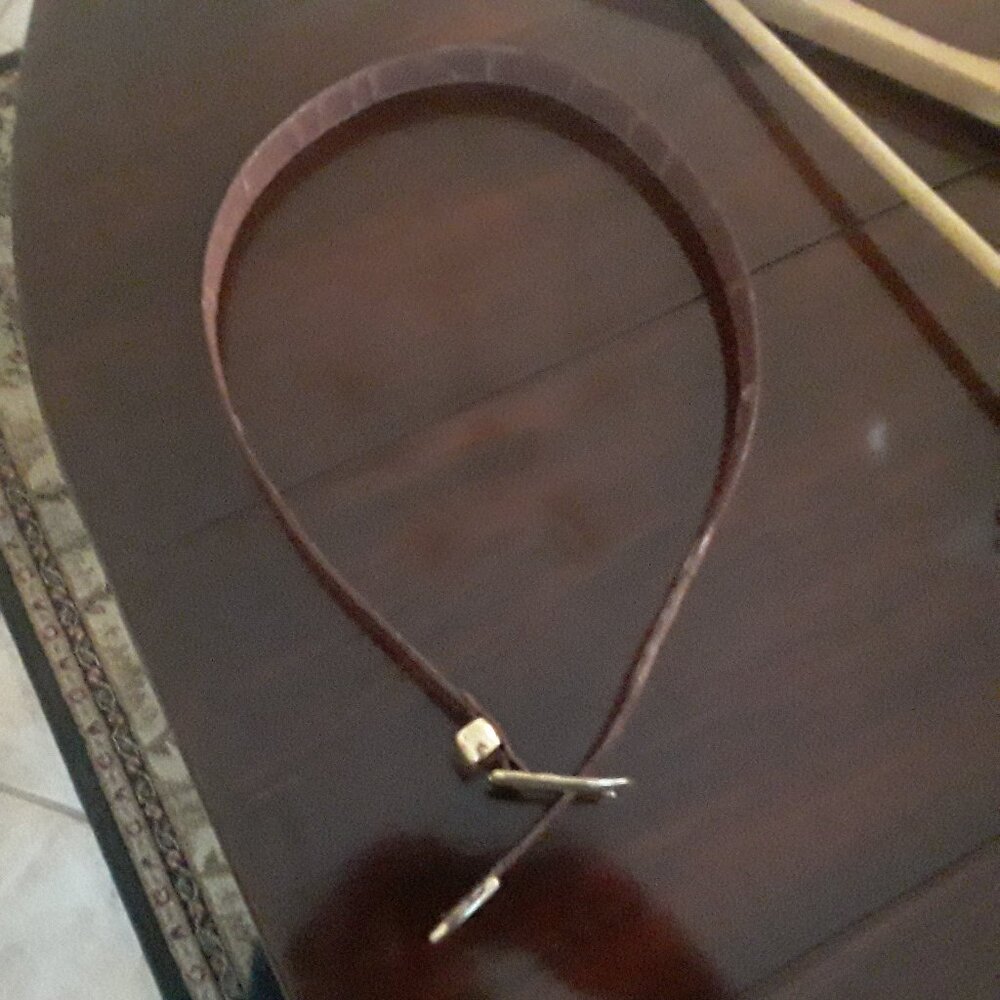 Ladies Brown Leather Belt w/Gold Tone Buckle, Size Lg 32.5" approx